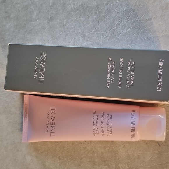 Mary Kay Other - Mary Kay Timewise Age Minimize 3D Day Cream